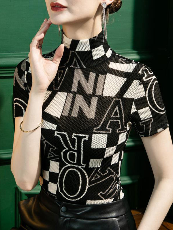 Beautifully Crafted T-Shirt in a Classic Style