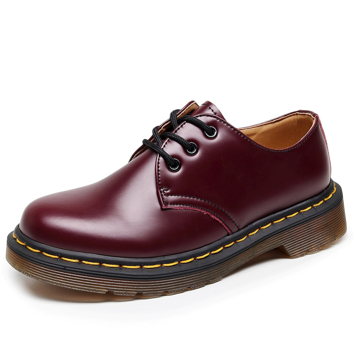 Well Tailored Boots with a Graceful Silhouette