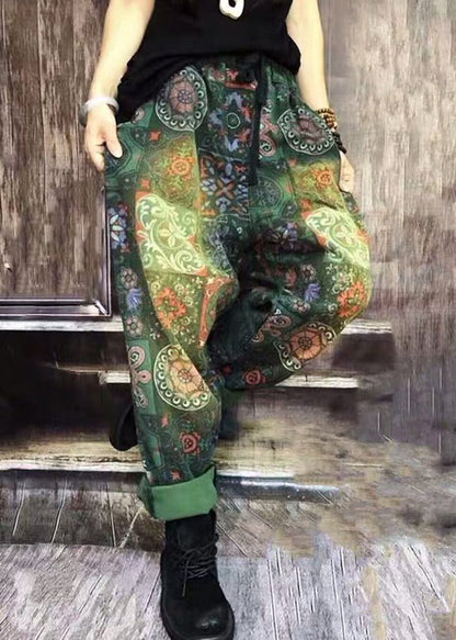 Well Tailored Pants with a Graceful Silhouette