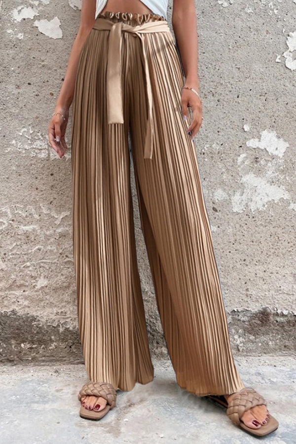 Beautifully Finished Pants in a Timeless Design