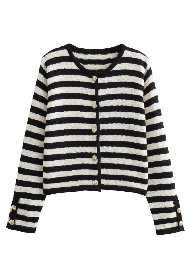 Beautifully Crafted Cardigan in a Classic Style