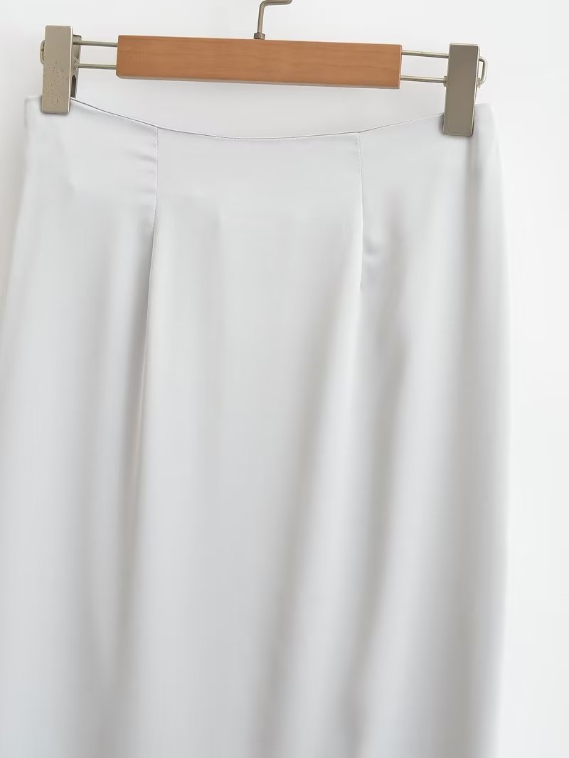 A Vintage Style Shirt with Delicate Timeless Details