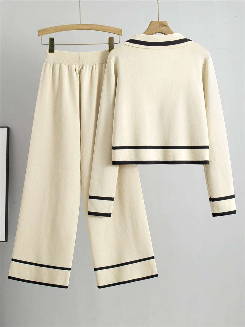 Well Tailored Cardigan with a Graceful Silhouette