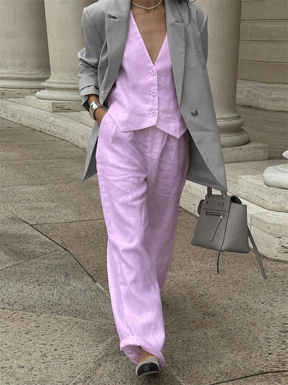Beautifully Finished Trousers in a Timeless Design
