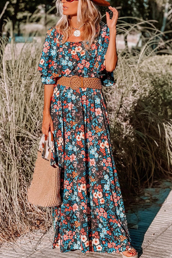 Classic Vintage Dress with a Flattering Fit