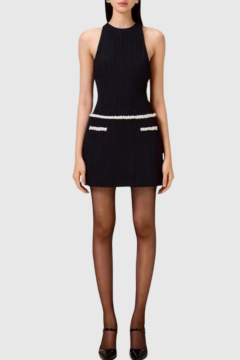 Sophisticated Garment with a Clean Classic Look