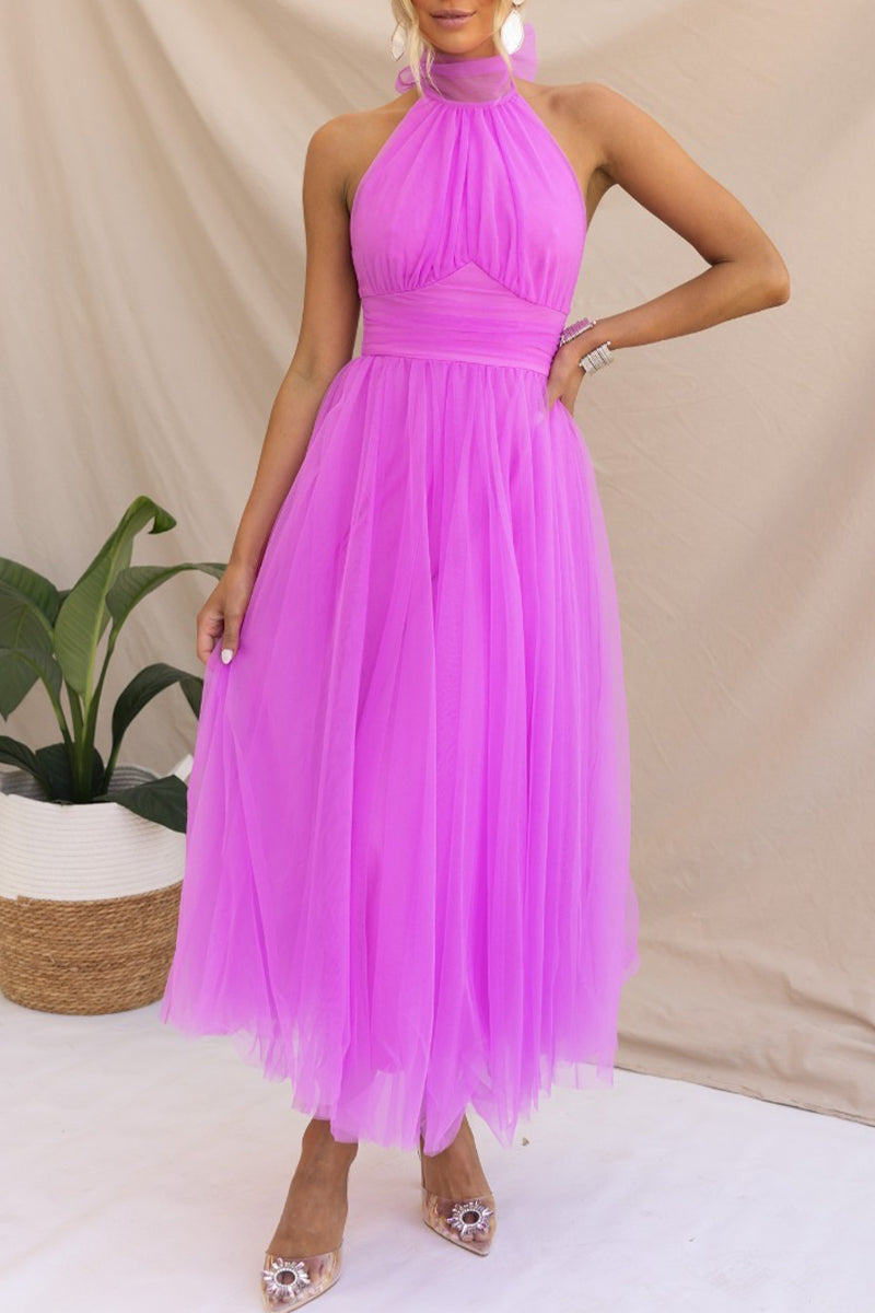 Sophisticated Dress with a Clean Classic Look