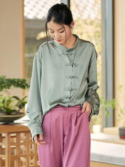 Gracefully Styled Blouse for Any Occasion