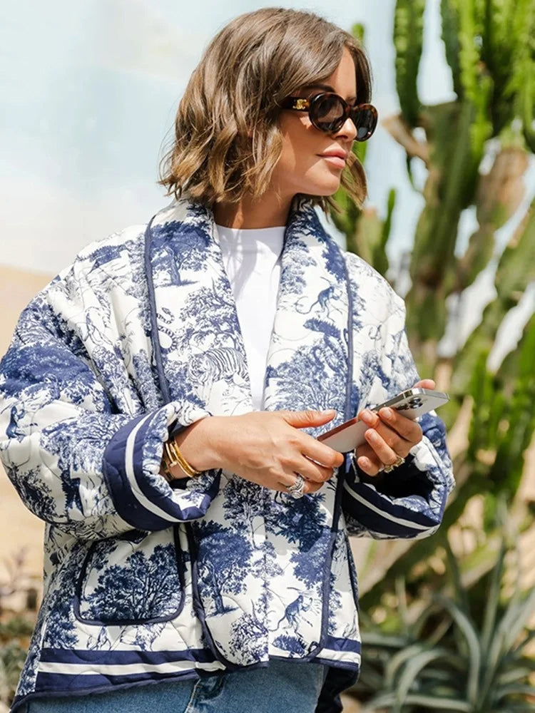 Gracefully Styled Jacket for Any Occasion