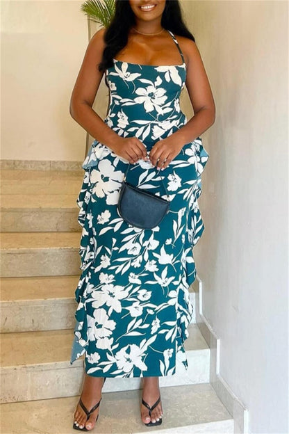 Effortlessly Elegant Garment with a Timeless Design