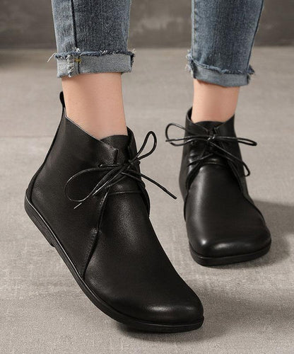 Elegantly Styled Boots for Everyday Wear