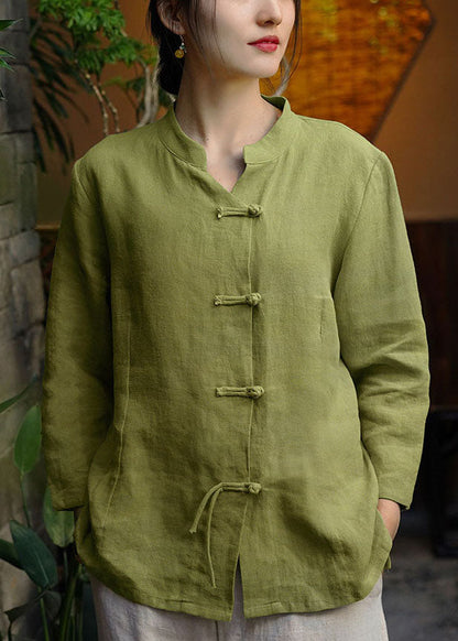 Beautifully Finished Coat in a Timeless Design