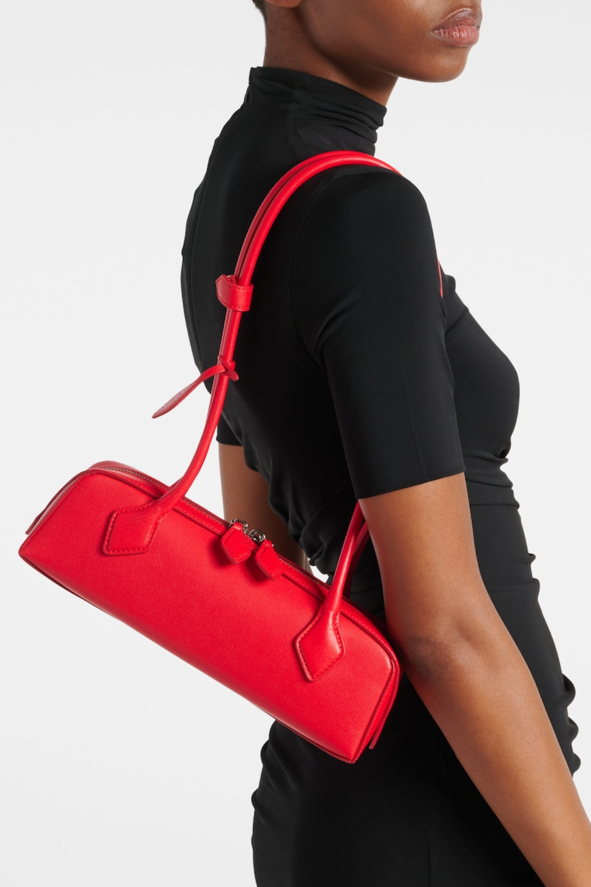 Classic Vintage Bag with a Flattering Fit