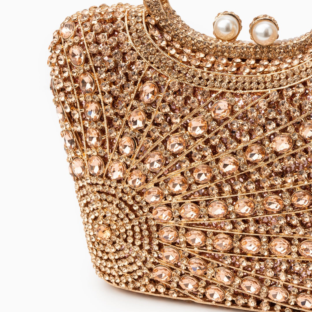 Classic Vintage Bag with a Flattering Fit