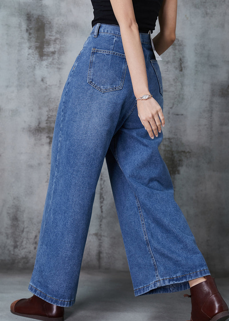 Classic Vintage Pants with a Flattering Fit