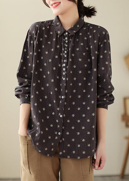 Well Tailored Blouse with a Graceful Silhouette