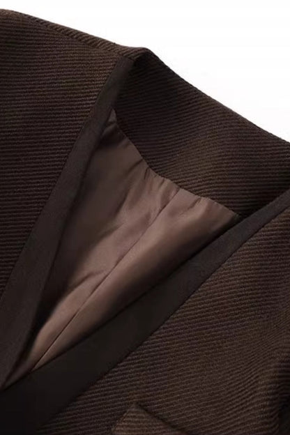Gracefully Styled Garment for Any Occasion