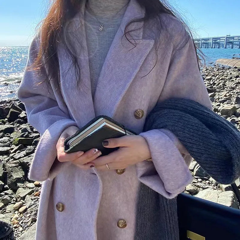 Elegantly Styled Coat for Everyday Wear