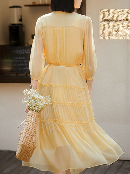 Classic Vintage & Enduringly Stylish Dress