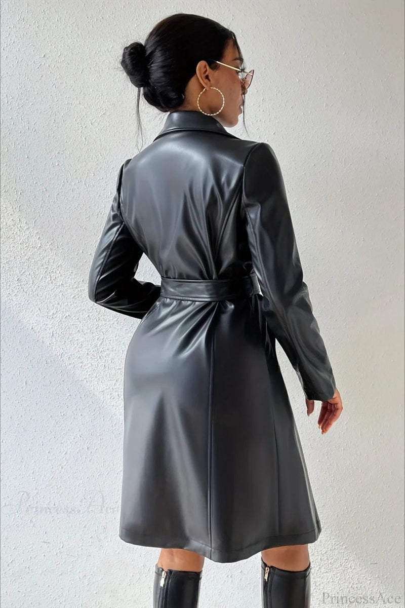 A Vintage Style Coat with Delicate Timeless Details