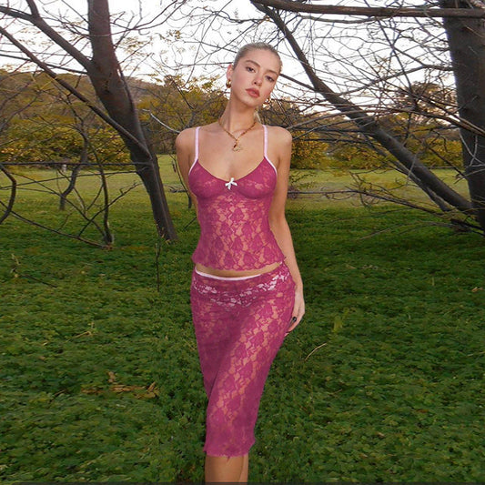 Well Tailored Top with a Graceful Silhouette