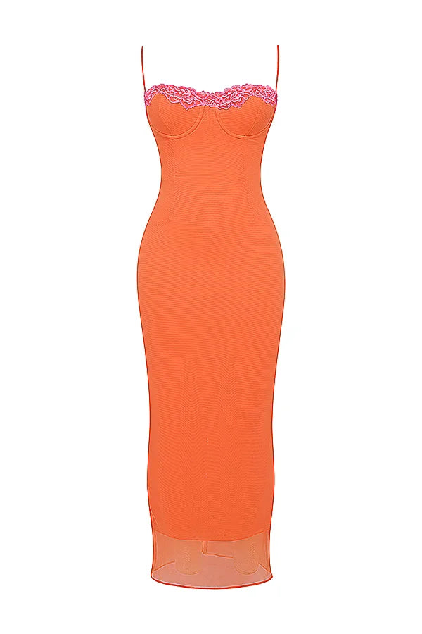 Well Tailored Garment with a Graceful Silhouette