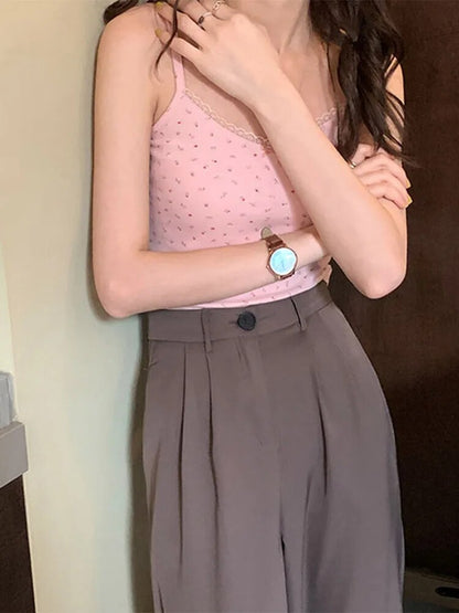 Effortlessly Elegant Top with a Timeless Design