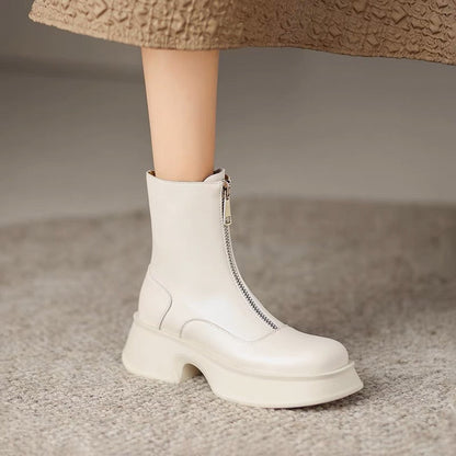Elegantly Styled Boots for Everyday Wear