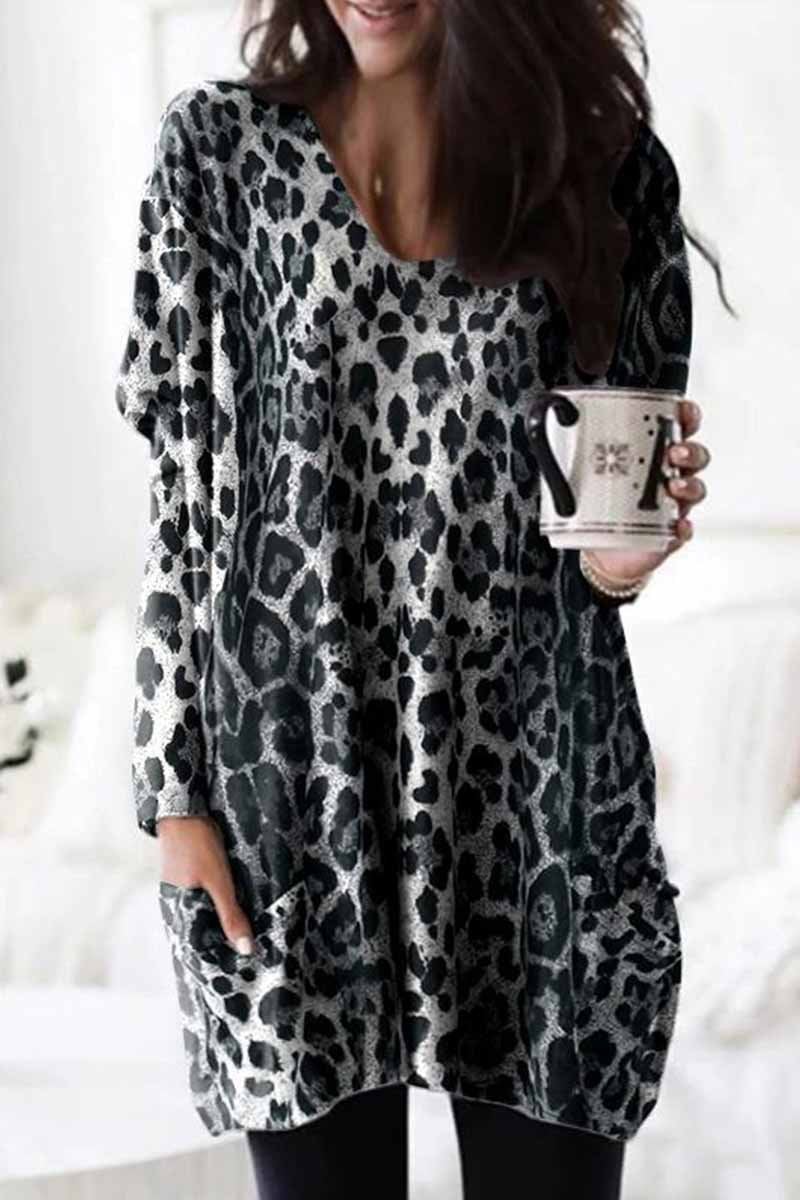 Classic Vintage & Enduringly Stylish Dress