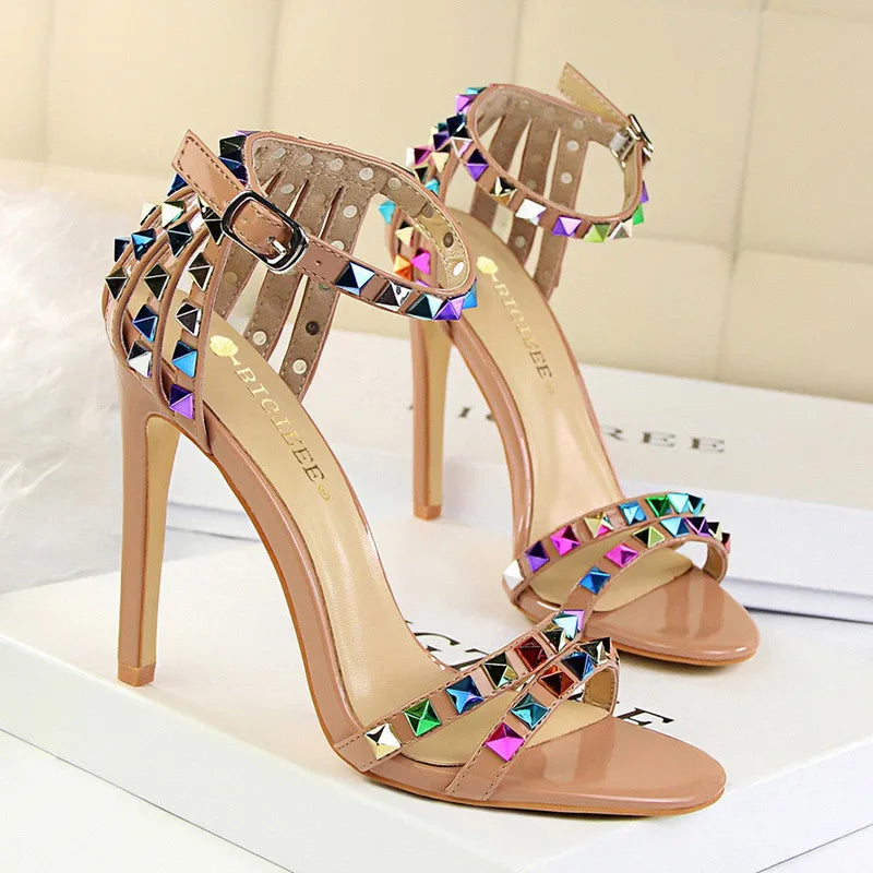 Elegantly Styled Heels for Everyday Wear