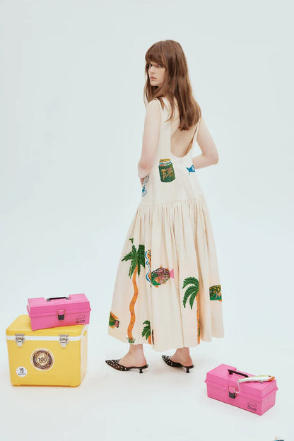 Beautifully Crafted Dress in a Classic Style