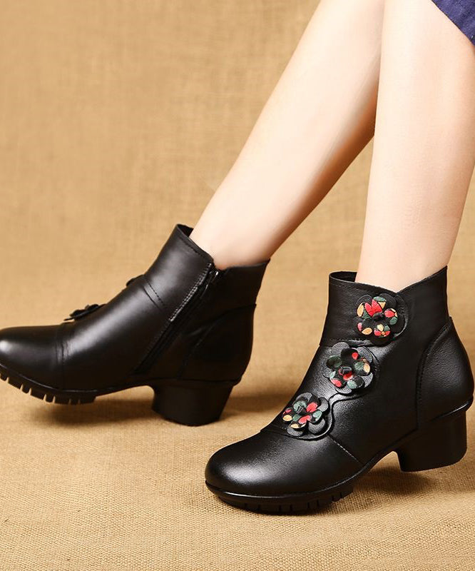 Elegantly Styled Boots for Everyday Wear
