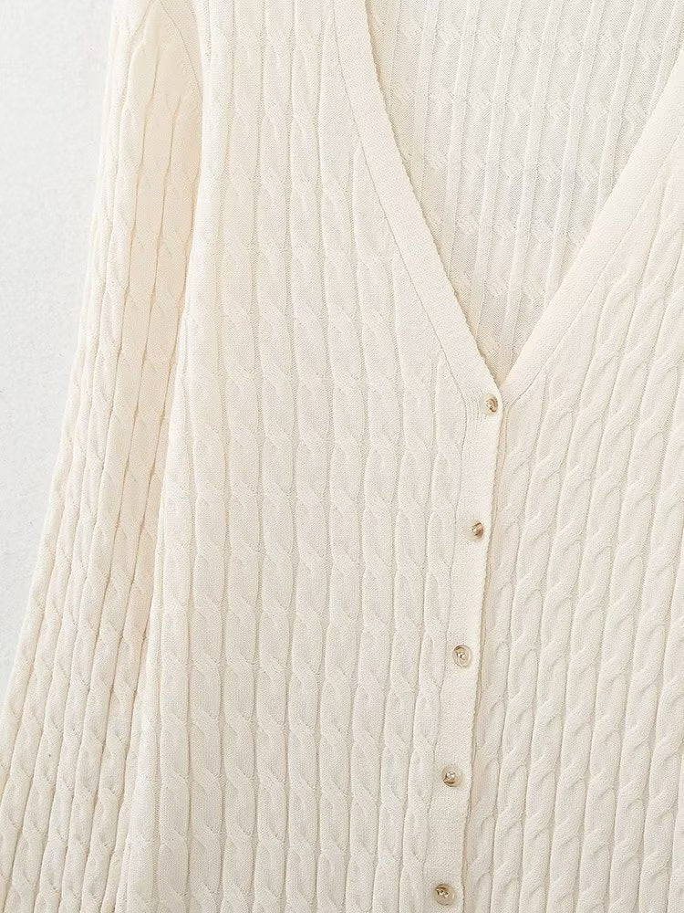 Classic Vintage & Enduringly Stylish Coat
