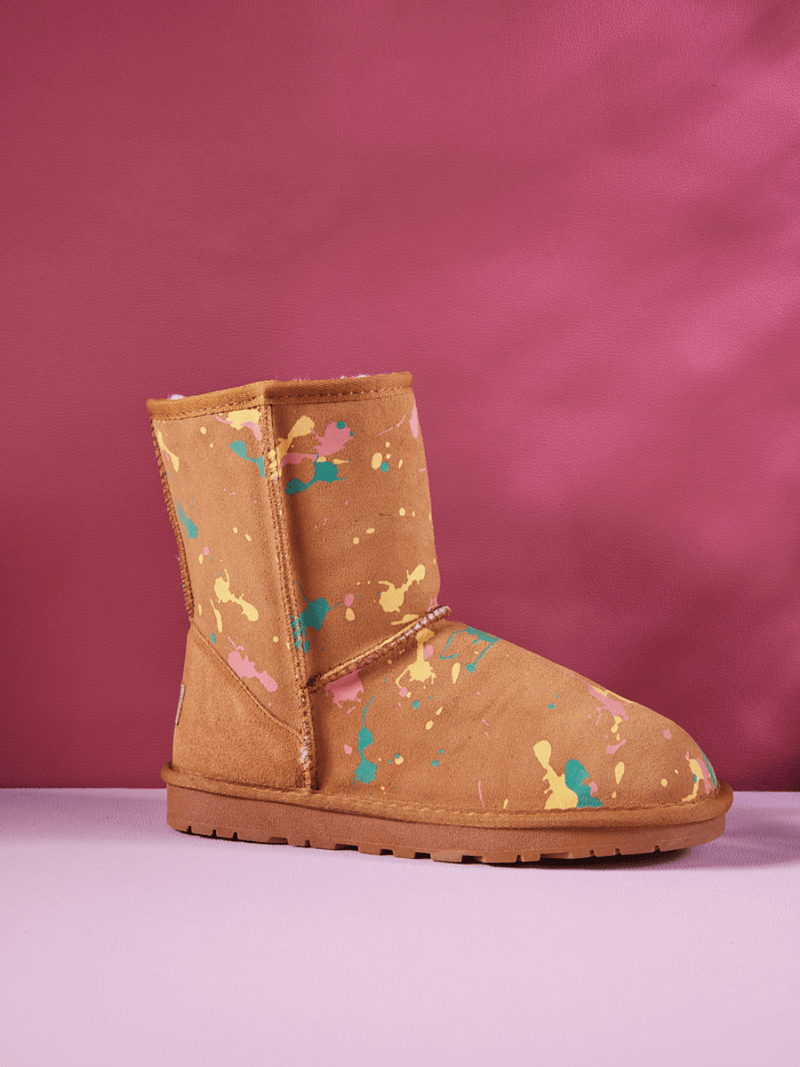 Well Tailored Boots with a Graceful Silhouette