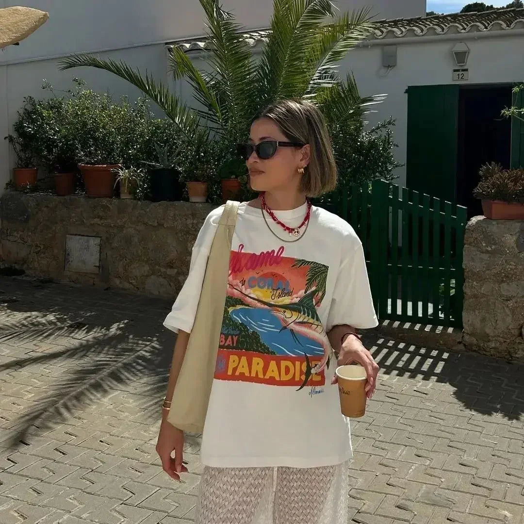 Well Tailored T-Shirt with a Graceful Silhouette