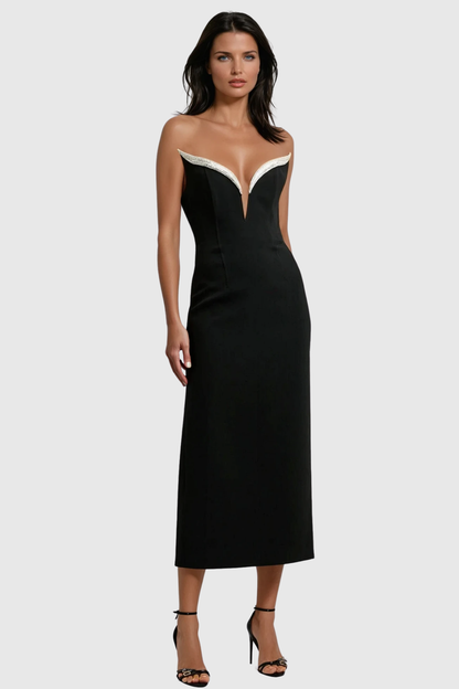 A Vintage Style Dress with Delicate Timeless Details