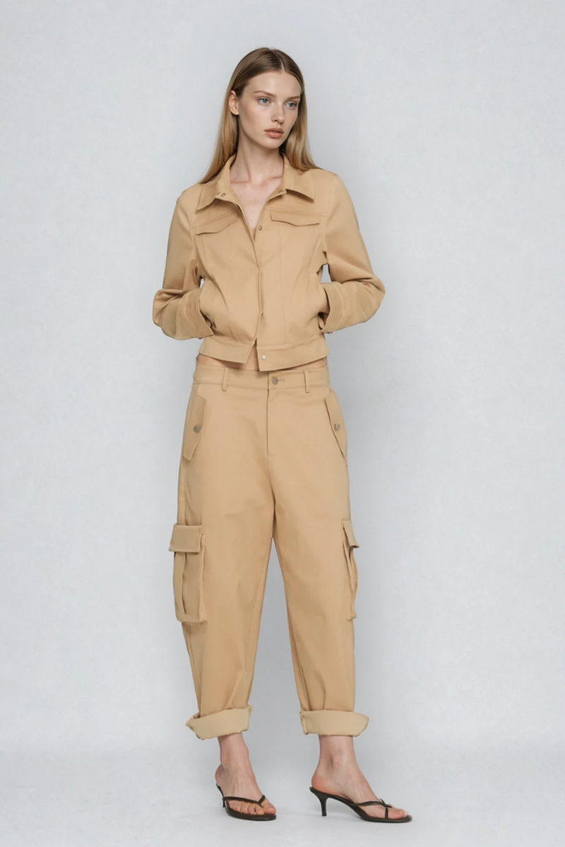 Beautifully Crafted Pants in a Classic Style