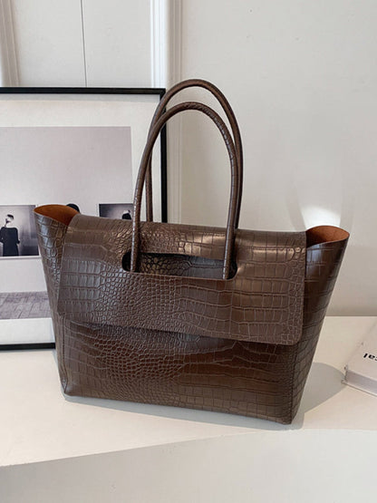 Beautifully Finished Bag in a Timeless Design