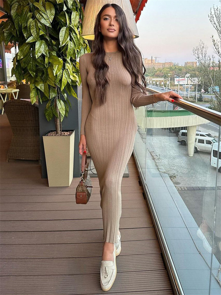 Polished Dress with an Effortless Classic Look