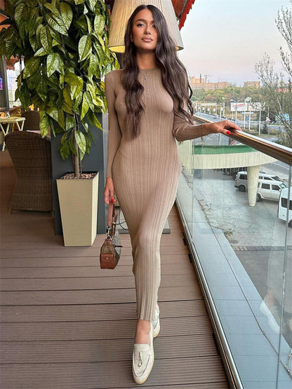 Polished Dress with an Effortless Classic Look