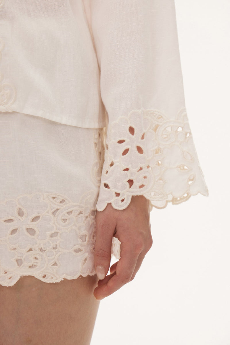 Beautifully Finished Pants in a Timeless Design