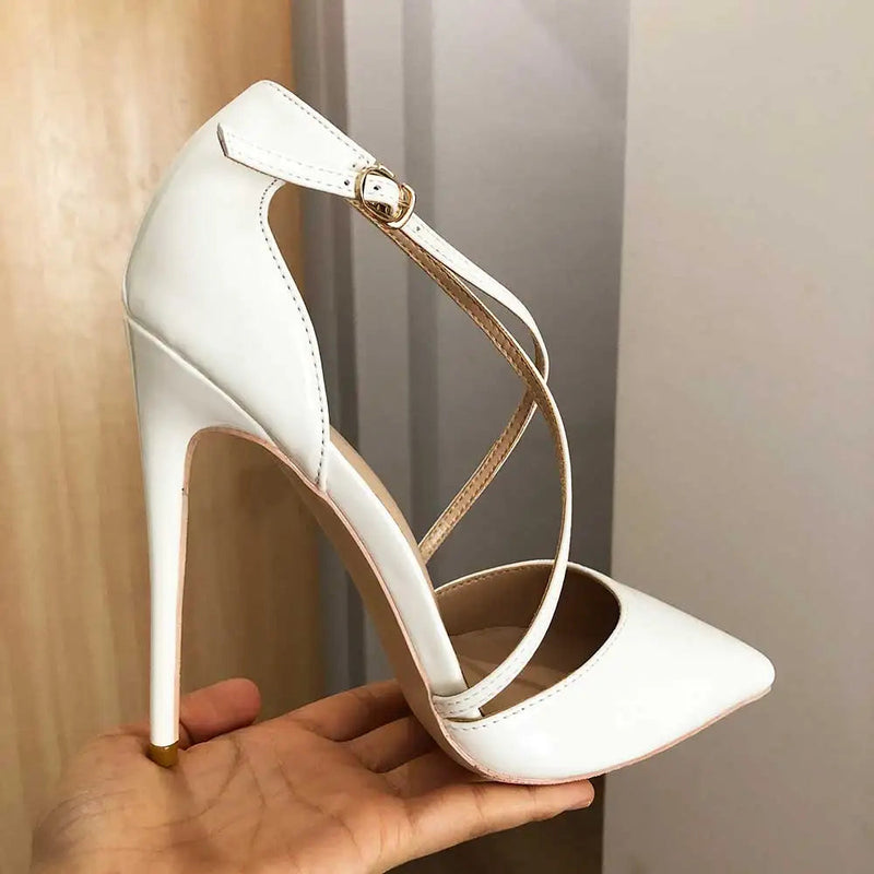 Sophisticated Garment with a Clean Classic Look