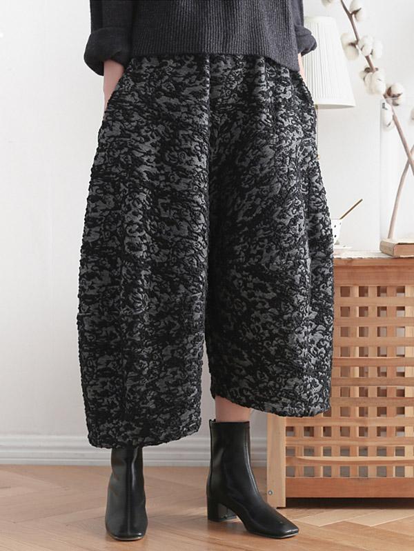 Elegantly Styled Pants for Everyday Wear