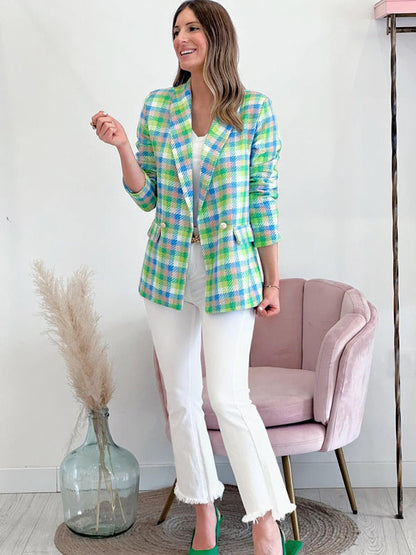 Well Tailored Jacket with a Graceful Silhouette