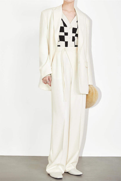 Beautifully Crafted Pants in a Classic Style