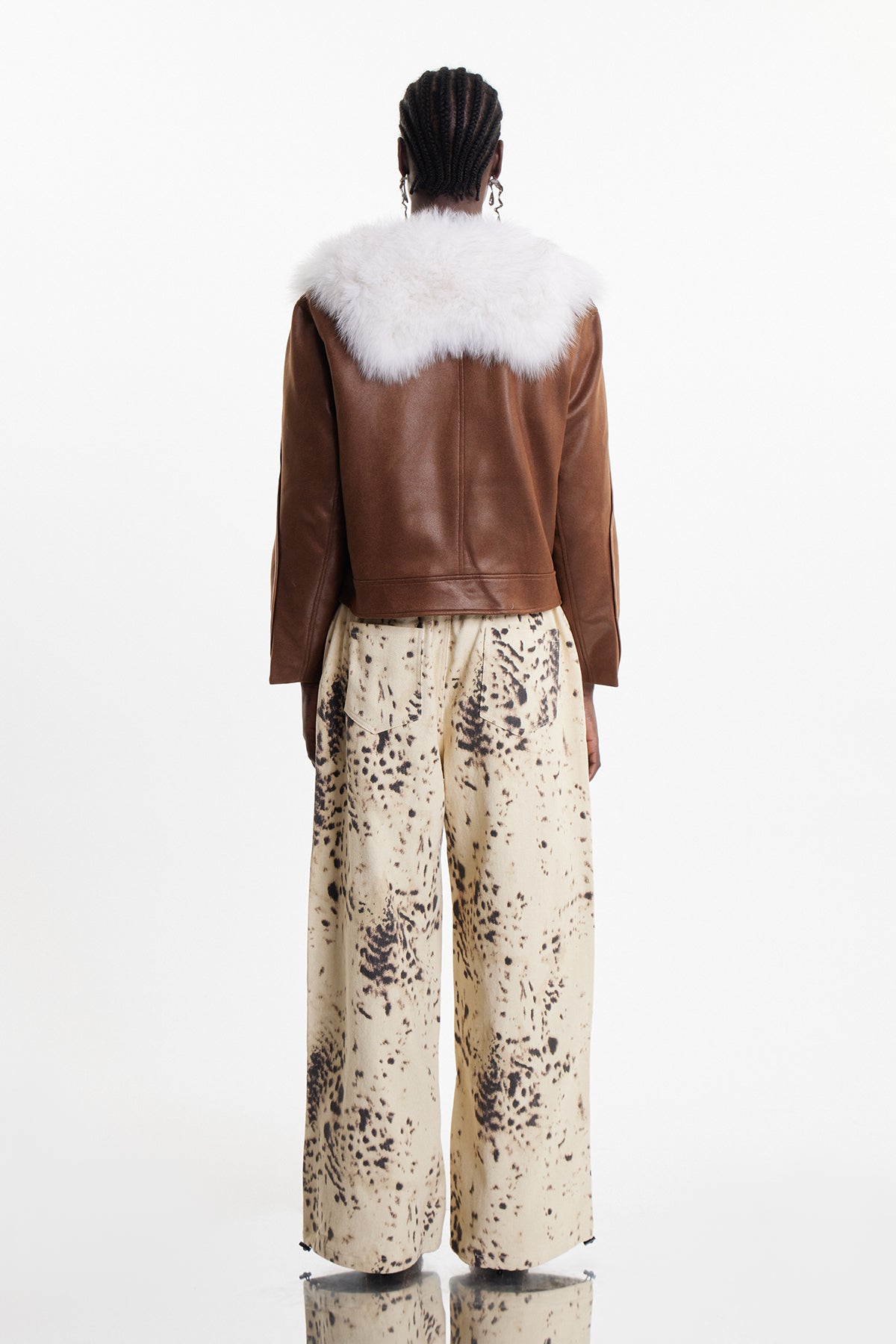 Elegantly Styled Pants for Everyday Wear