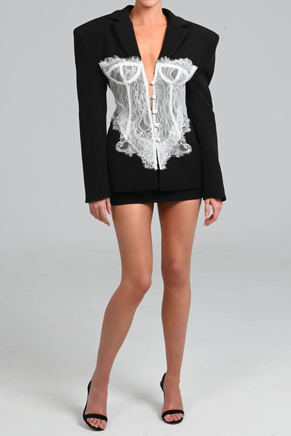 Well Tailored Garment with a Graceful Silhouette