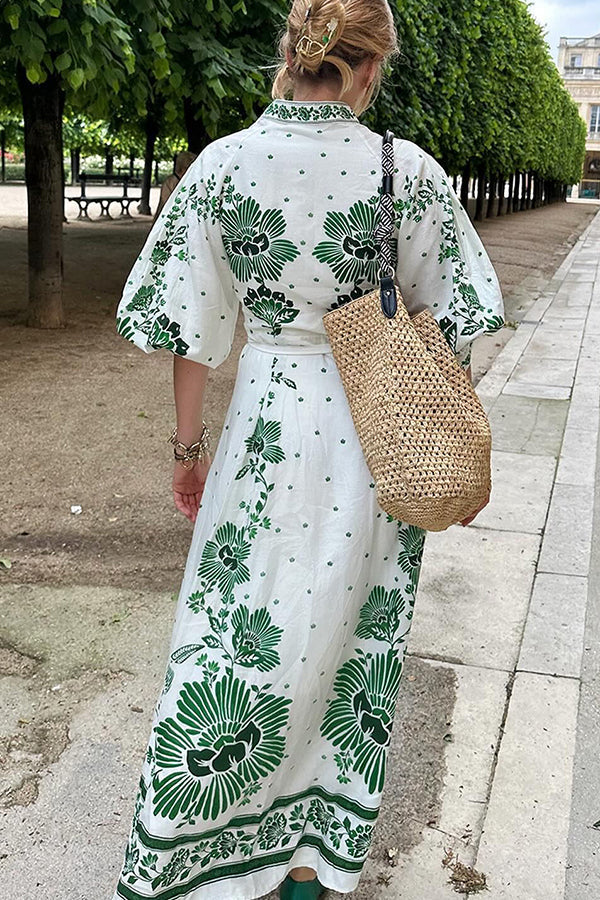 Beautifully Crafted Dress in a Classic Style