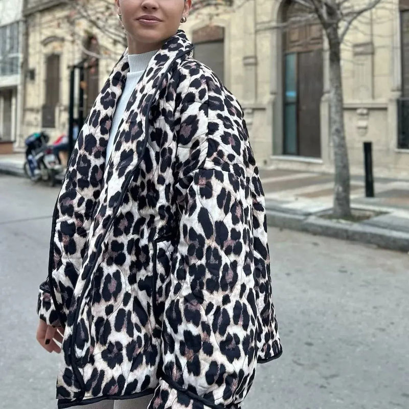Elegantly Styled Jacket for Everyday Wear