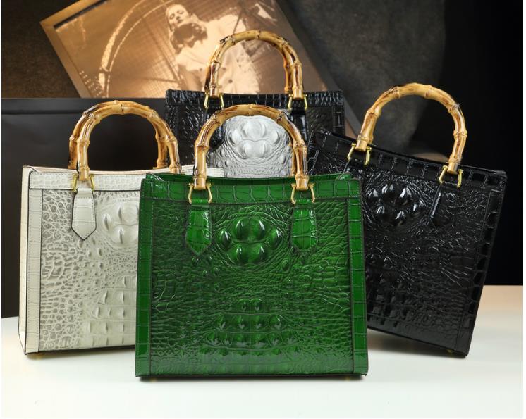 Classic Vintage Bag with a Flattering Fit